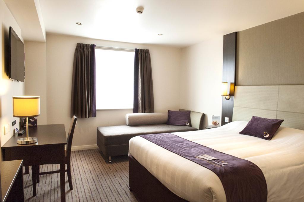 Premier Inn Birmingham City Centre Bridge Street 外观 照片