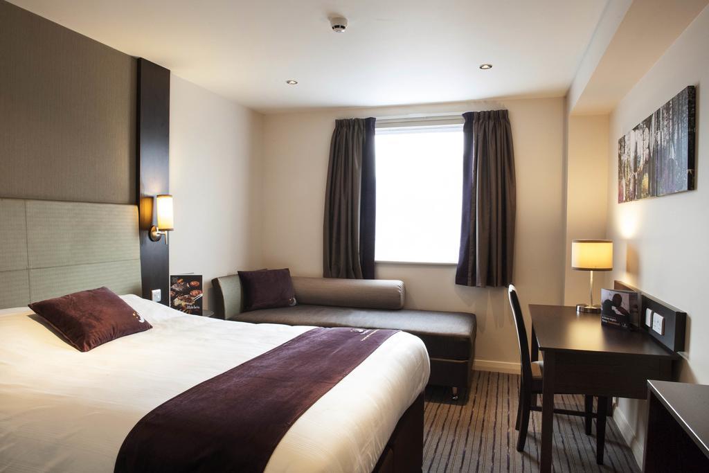 Premier Inn Birmingham City Centre Bridge Street 外观 照片