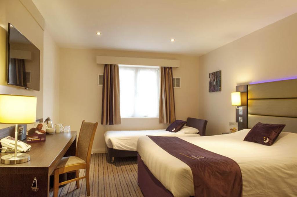 Premier Inn Birmingham City Centre Bridge Street 外观 照片