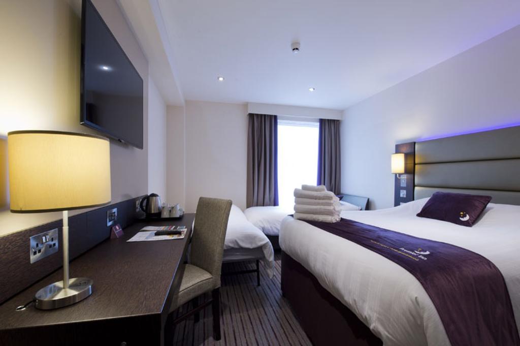 Premier Inn Birmingham City Centre Bridge Street 外观 照片