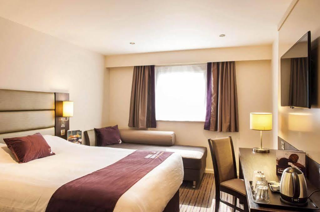 Premier Inn Birmingham City Centre Bridge Street 外观 照片